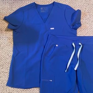 Royal blue figs scrub set- like new